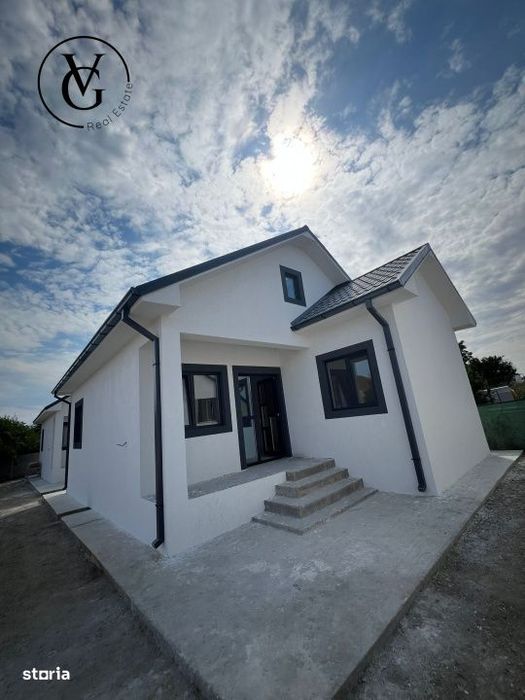Casa de 3 camere la cheie | Navodari