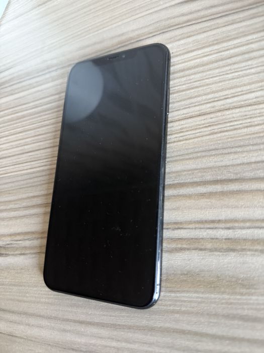 Iphone XS Max  64 ГБ б/у