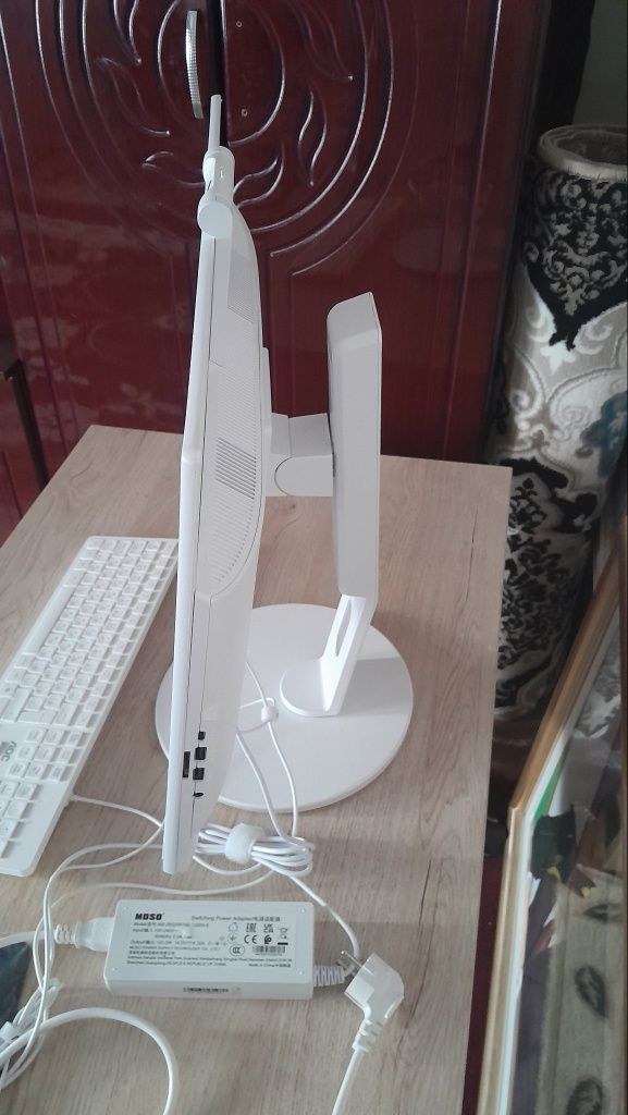 Monoblok sroshni sotiladi