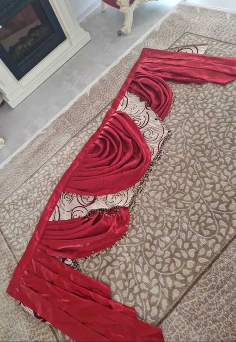 Draperie ornament