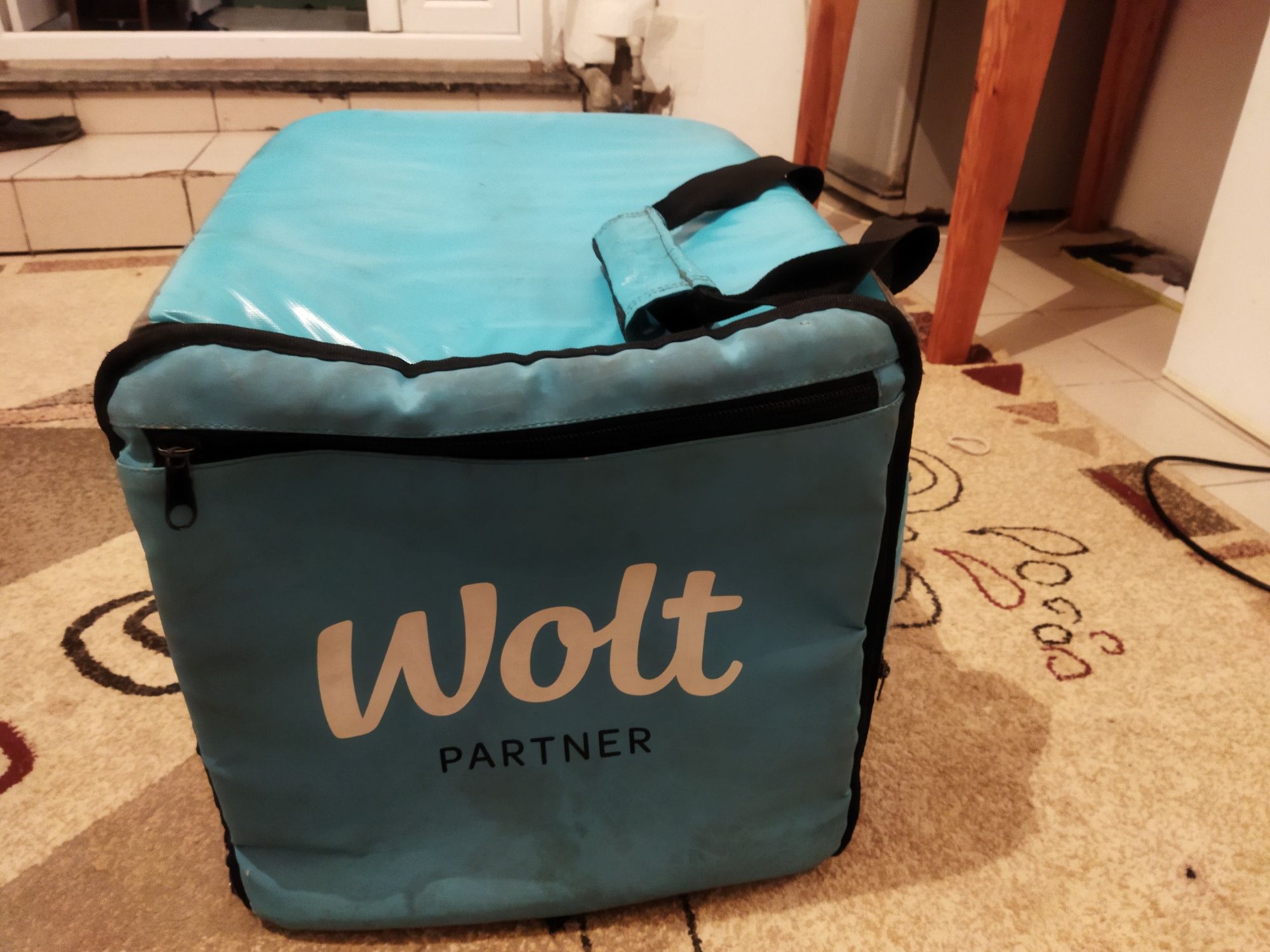 Wolt рюкзак в ответственном состоянии