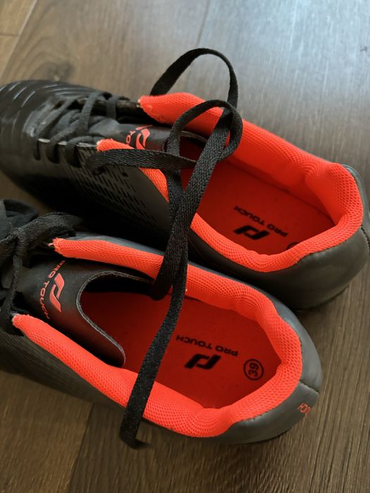 PRO TOUCH Детски обувки за футбол PT50 III TF.   39 номер