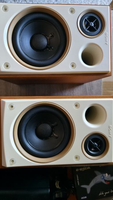 Vand boxe Sony in stare.buna