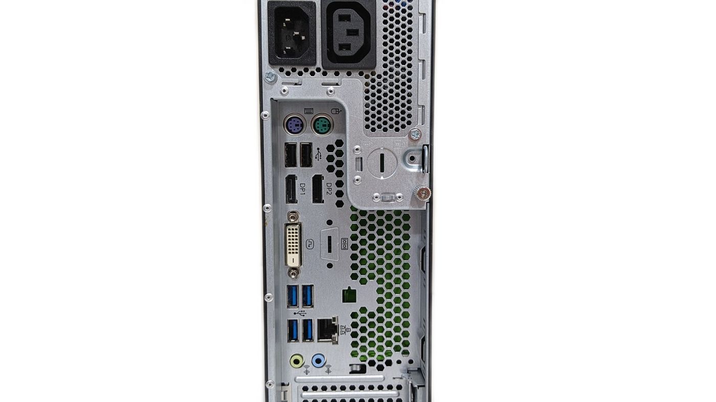 Fujitsu Esprimo D738 SFF i5-8500 16GB RAM 256GB SSD