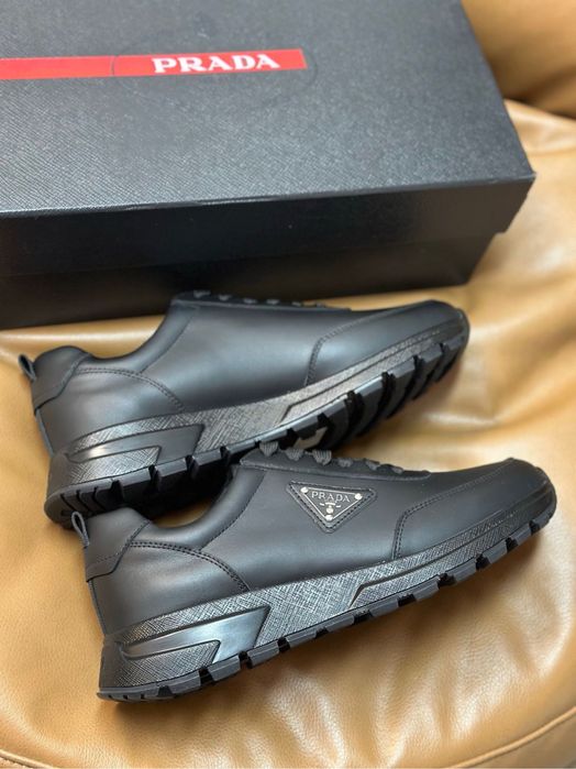 Adidasi Prada , calitate premium , pe comanda , noi , 43