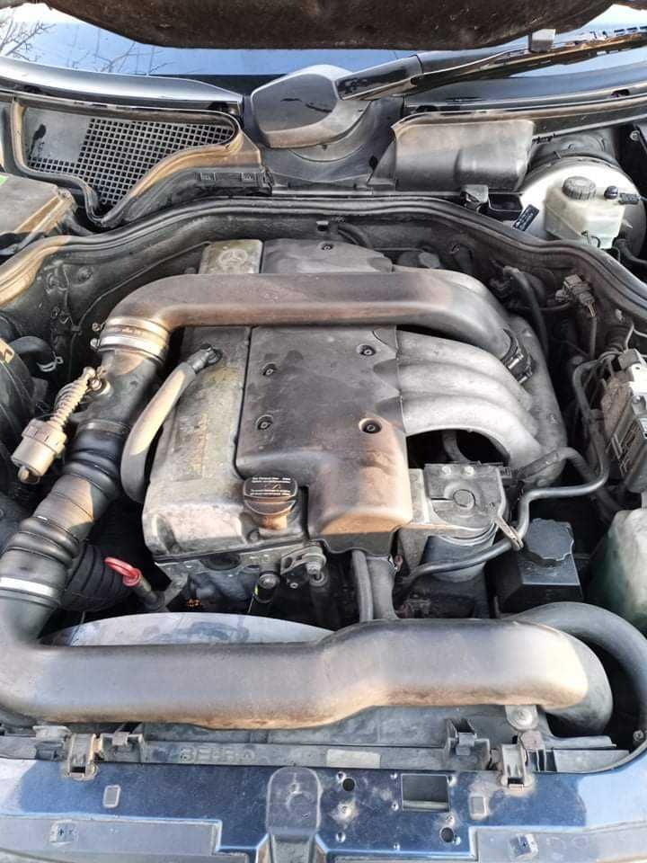 Автомобил Mercedes/ Мерцедес