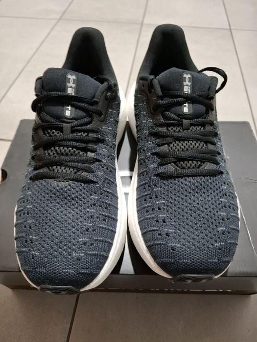 Under Armour Infinite Elite