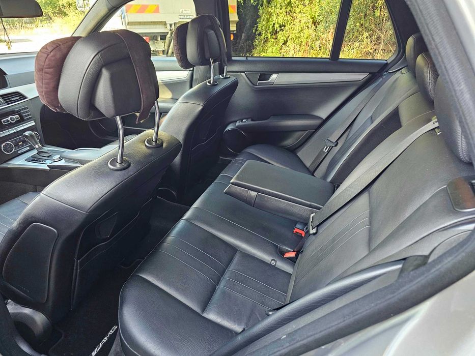 Mercedes C300 CDI 4Matic/7G Tronic Plus/AMG/Distronic/Подгр./Обдухв.