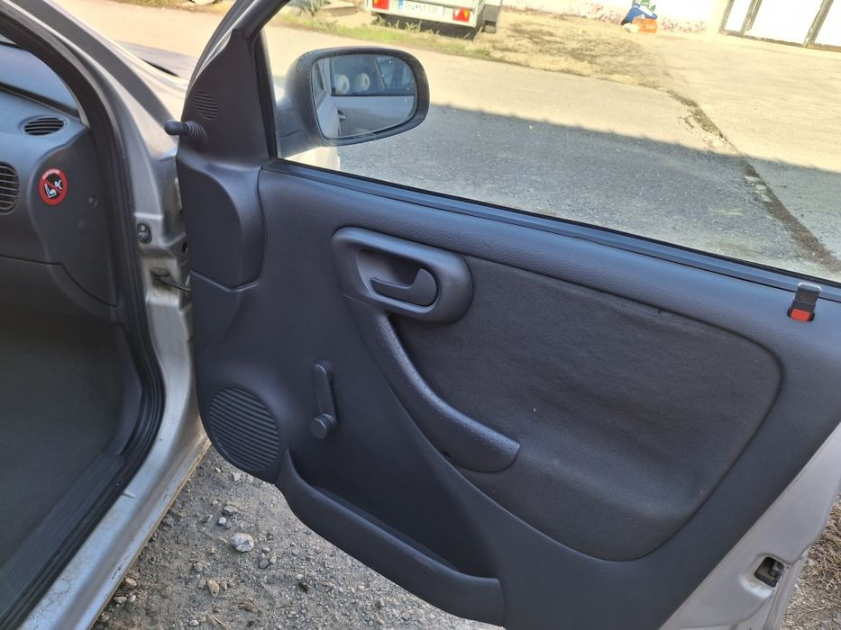 Opel corsa C 1.3 CDTI