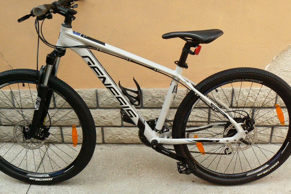 Bicicleta mountain bike Genesis 27.5