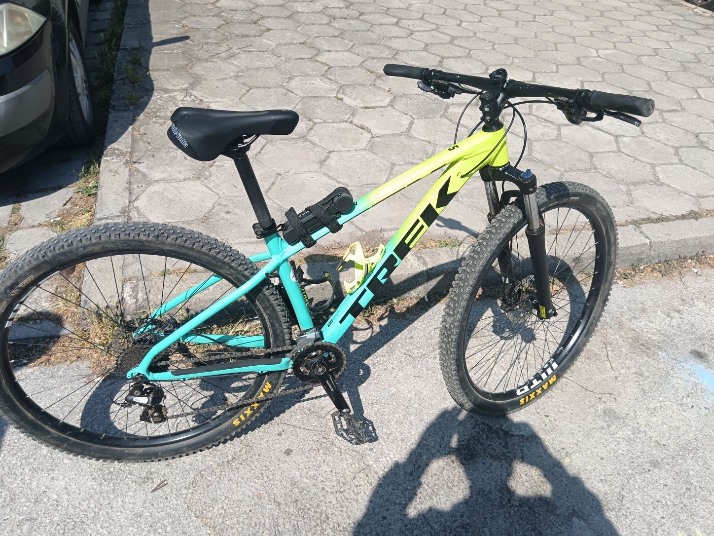 Trek/ М рамка/ 29 гуми