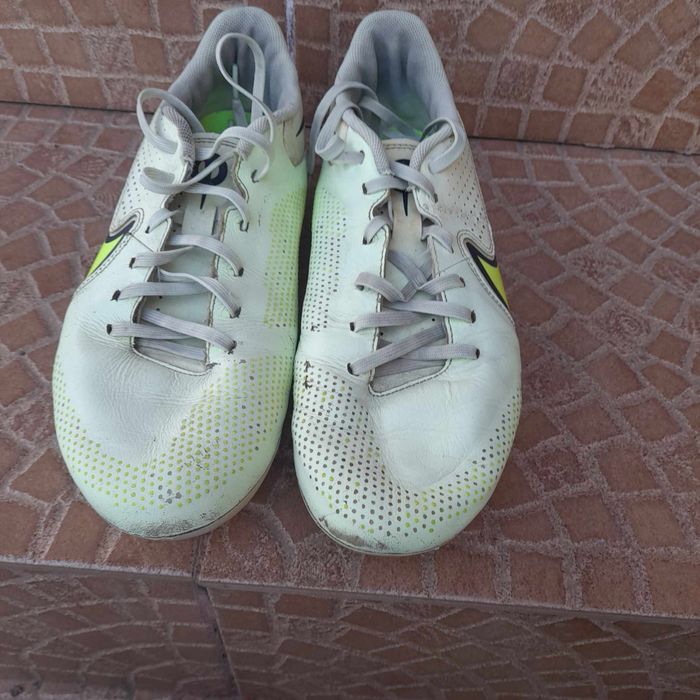 Vand Ghete Nike Tiempo Legend 9