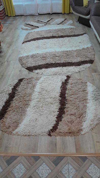 set covoare  4 buc  culoare ; maro/ crem