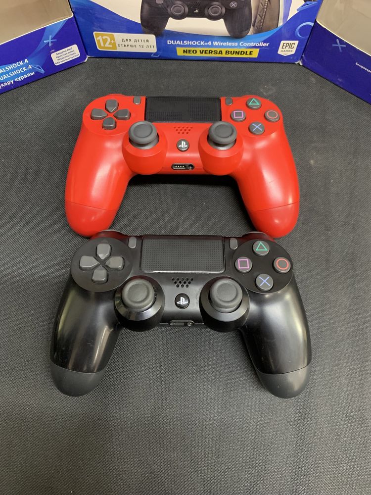 Продам джостики PlayStation 4