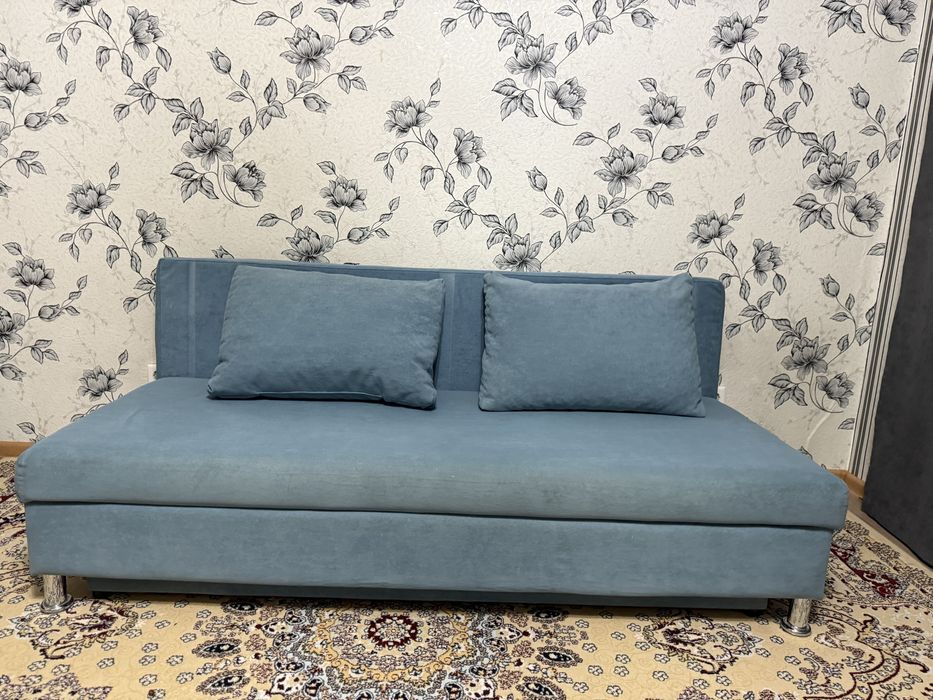 Продам диван в хорошем состоянии