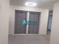 Тристаен апартамент 122м2 с Акт 16 до Аерогара София