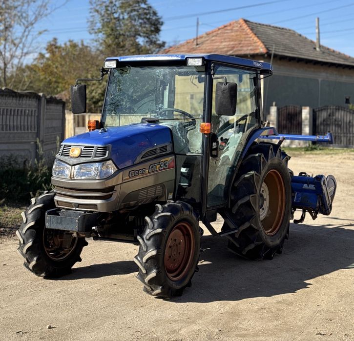 Iseki AT 33 cp din 2008 | tractor japonez 4x4 | cabina AC/caldura