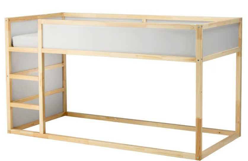 Продавам детско легло на два етажа IKEA KURA