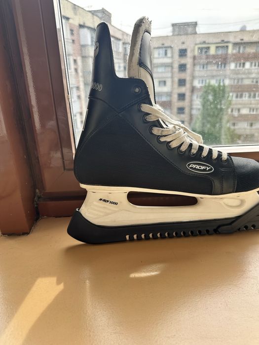 Коньки мужские спортивные, 45-46 размер