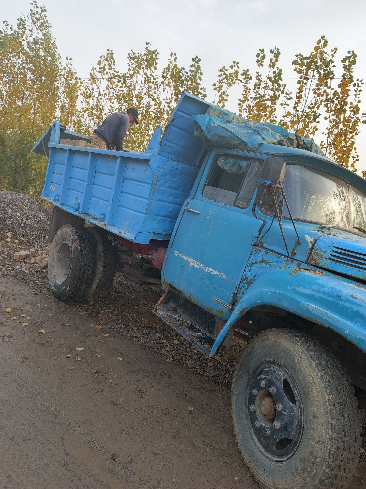 Zil 130 srochni sotlad