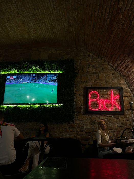 Inchiriem Bar Pub Cafenea pt Evenimente Cluj