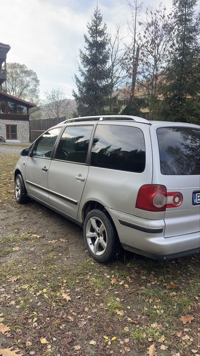VW Sharan 1.9 TDI 116 CP an 2005 4x4 7 locuri