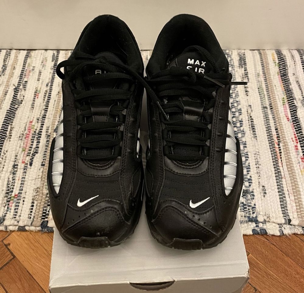 Adidași damă Nike tailwind max air alb, negru