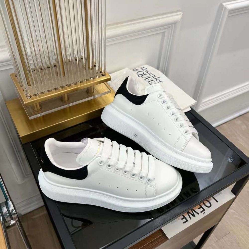 Alexander McQueen White/Black Full Box