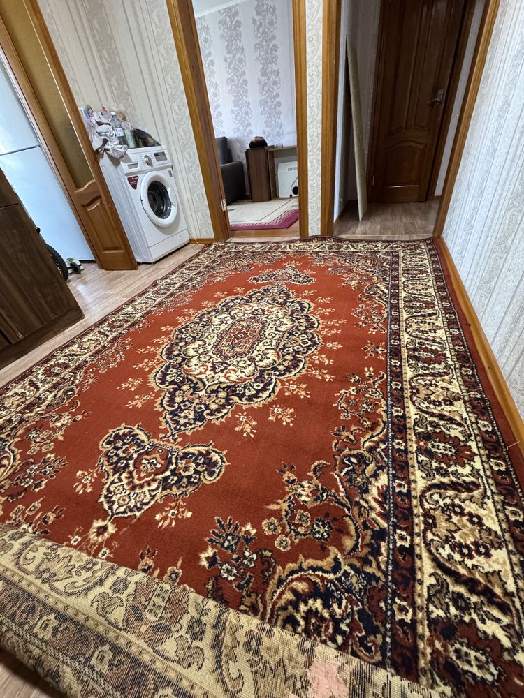 Ковер в отличном состоянии