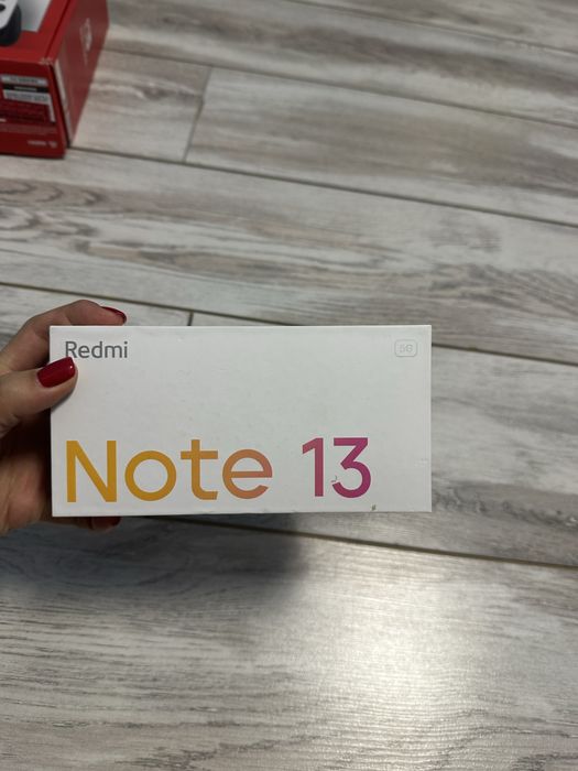 Продам телефон Redmi note 13