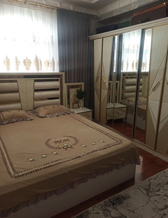 2хонали квартира срочно сотилади