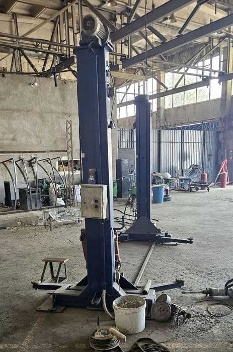 Автомобильные подъемники 2х и 4х стоечные