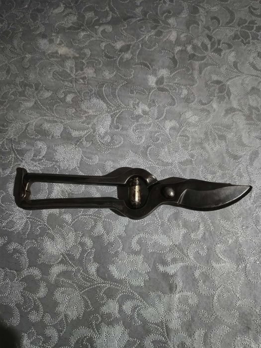 Ножица -Delta solingen