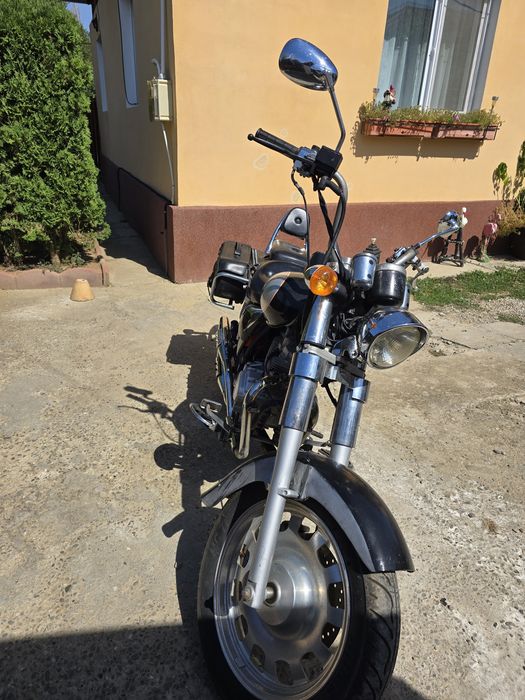 Motocicleta Chopper