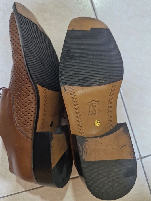 Продаю мужские туфли. Италия