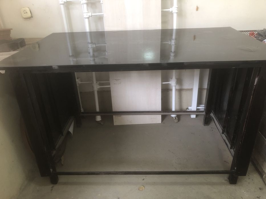 Стол металлический со столешницей из ДСП