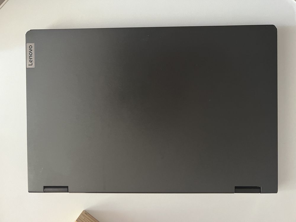 Lenovo Flex 5 Core I3