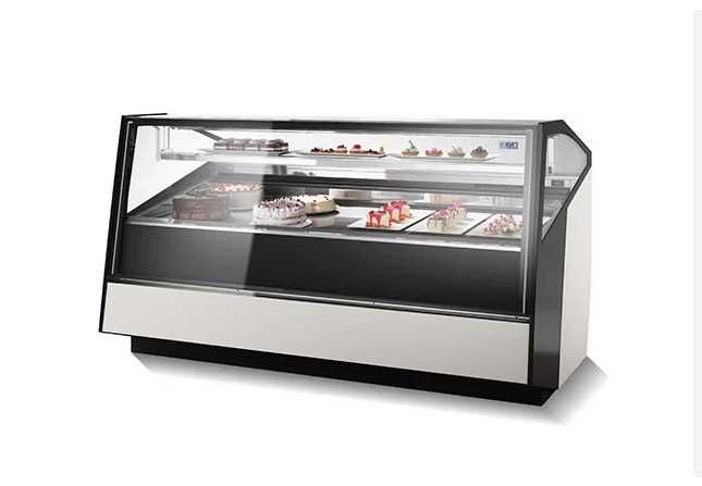 ISA Italia 3D Show -Vitrina refrigerare cofetarie 1700 x 1350 mm