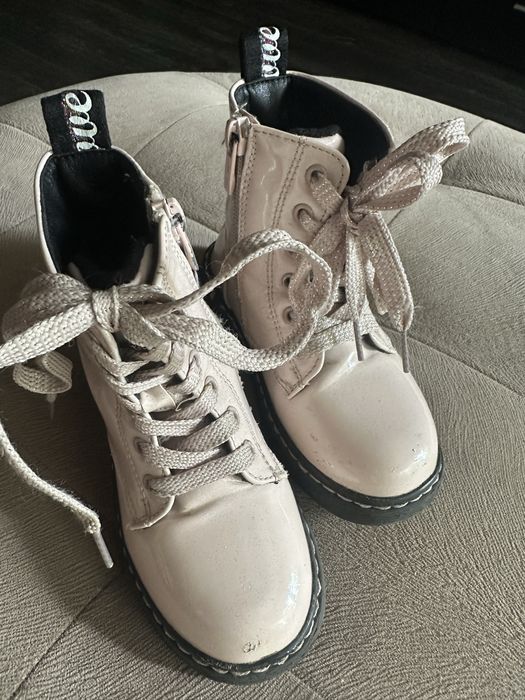 Лачени ботушки 24 номер