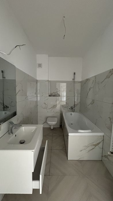 Apartament de închiriat pentru Spațiu locativ sau comercial