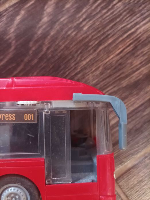 Децки играчки за момчета  автобуси