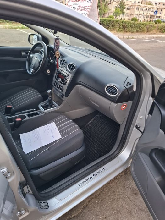 Ford Focus/1.6 Benzină +G.P.L OMOLOGAT/An 2009 Luna 10