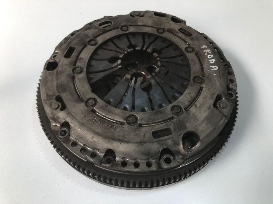 Kit ambreiaj sachs Volkswagen Touran (2003-2006) 1.6 tdi CAYC 03G105266BM