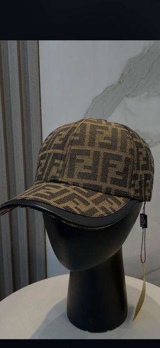 Șapcă Fendi modele 2026, 3 modele