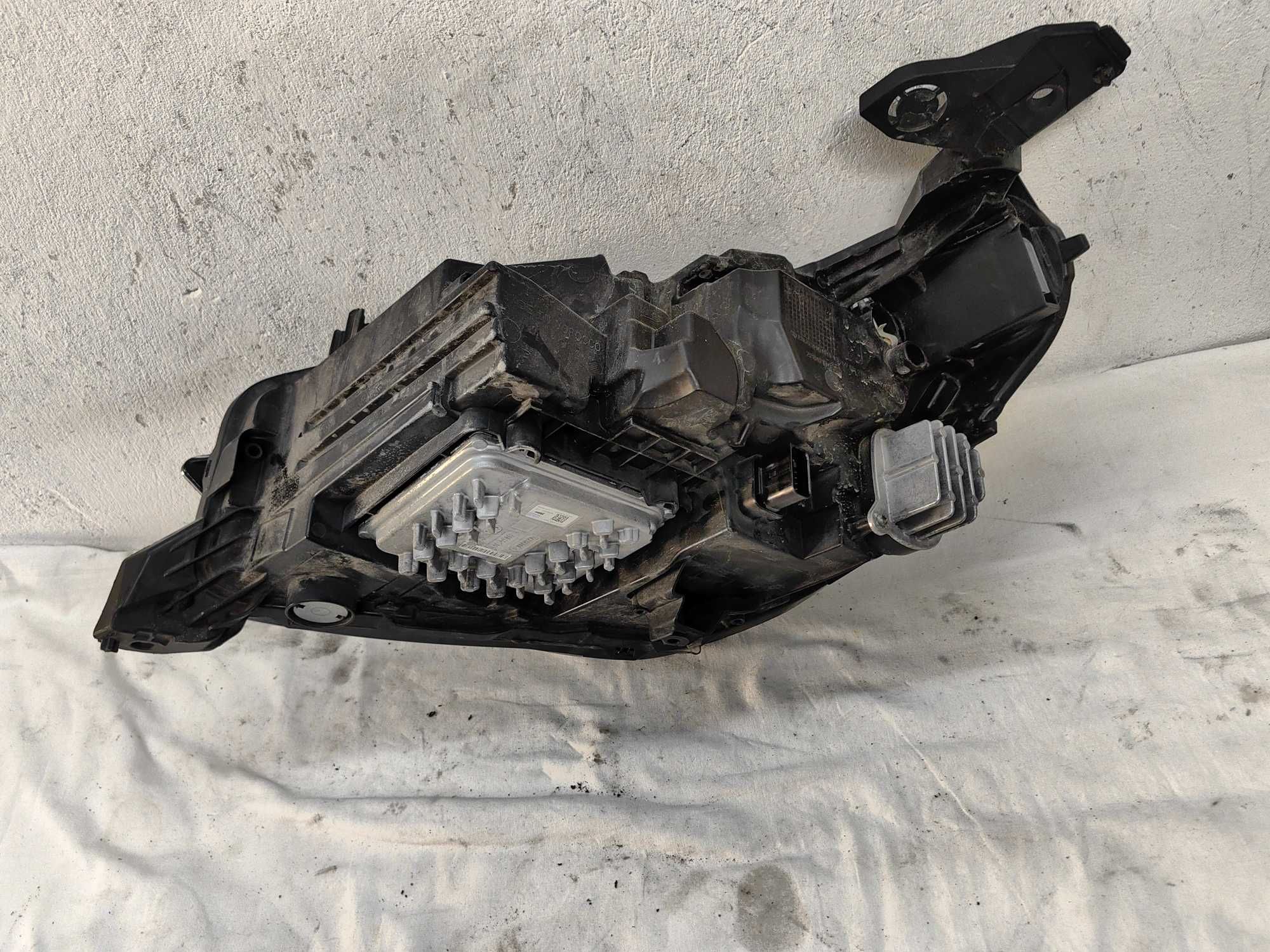 Оригинален фар Опел Корса Ф  Opel Corsa F  Full Led