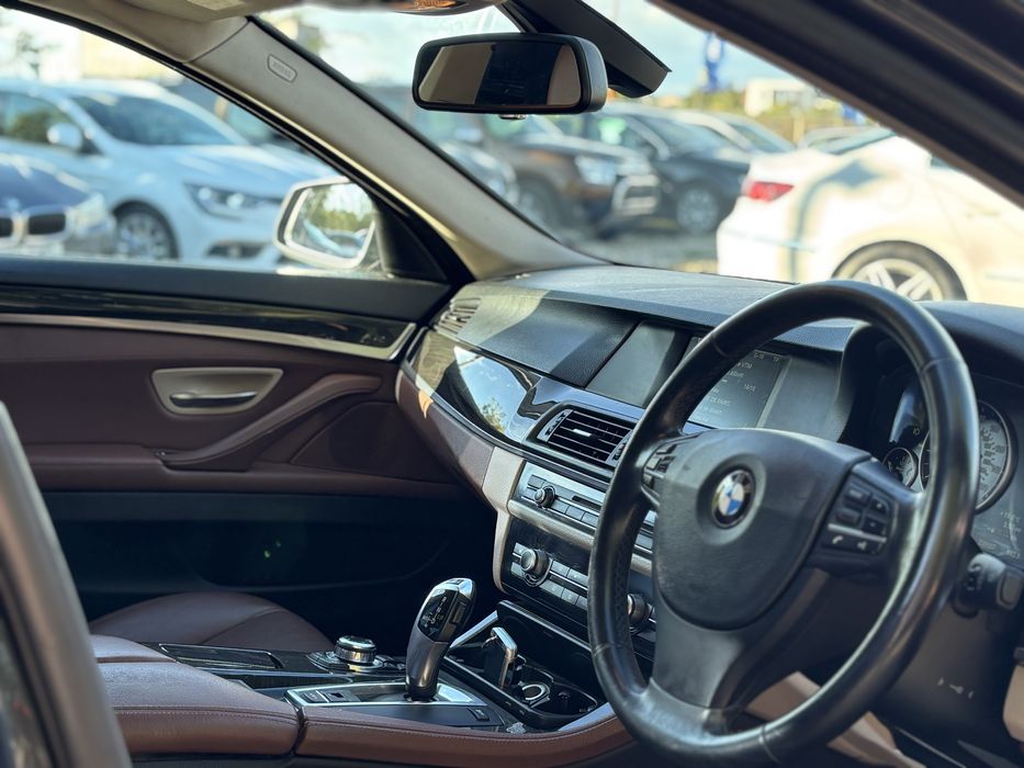 BMW 520 d F 10 Auto 8 + 1 Interior Maro Jante 19 M Mot Tax Asigurare