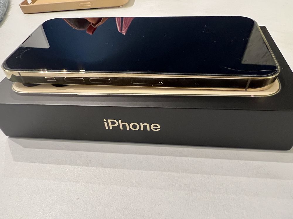 Iphone 13 pro 256gb Gold Като НОВ