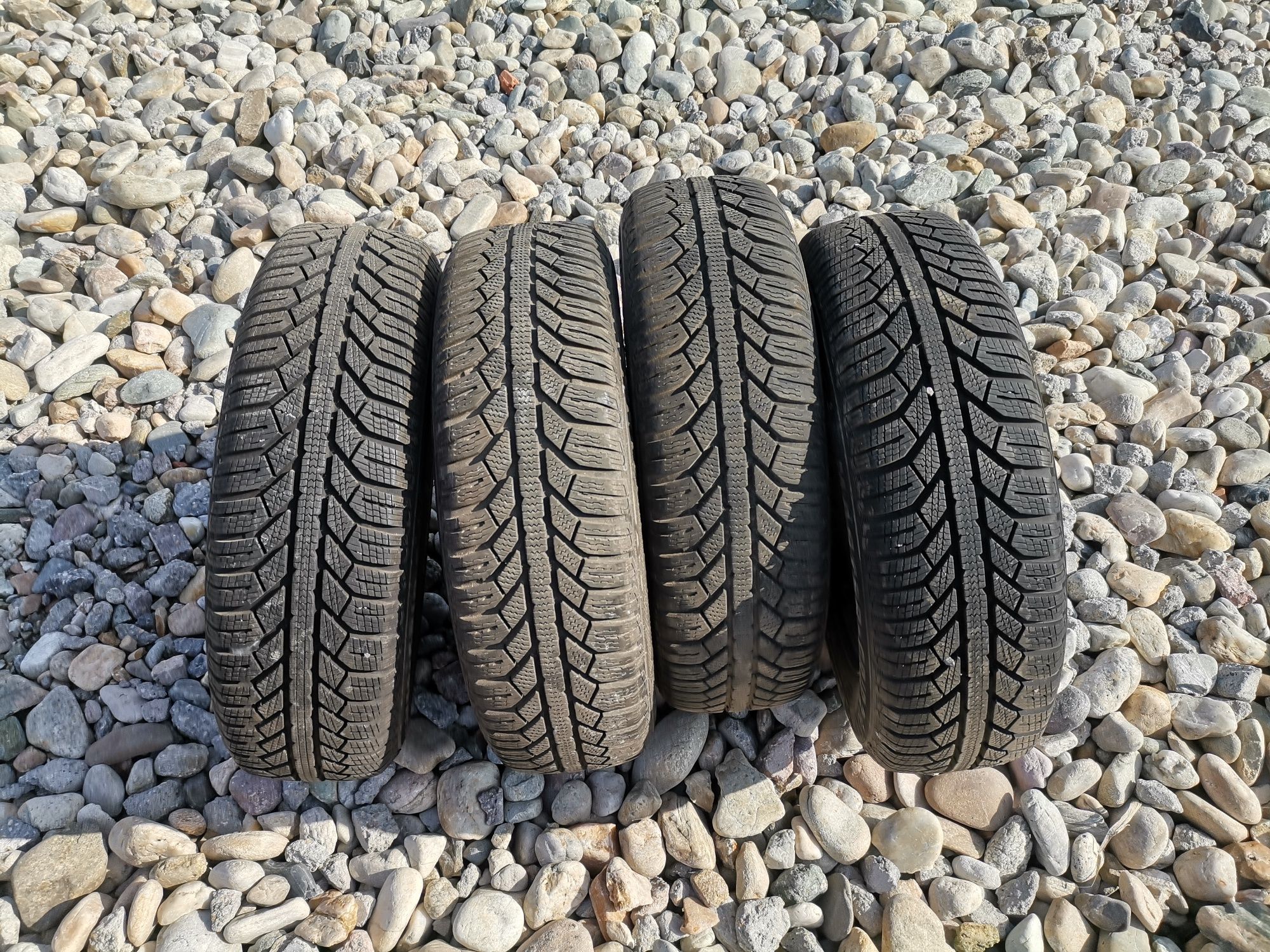 Set de 4 jante Oțel5x100 Polo Fabia Ibiza cu anvelope iarna175/70r14