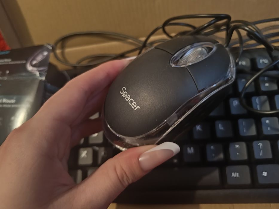 vând kit spacer tastatură+mouse