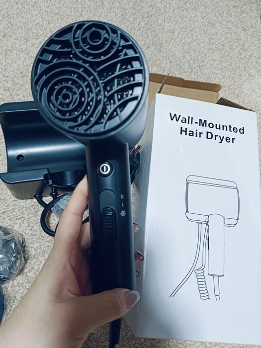 Фен 3 шт, 2 настенных. 1 нет